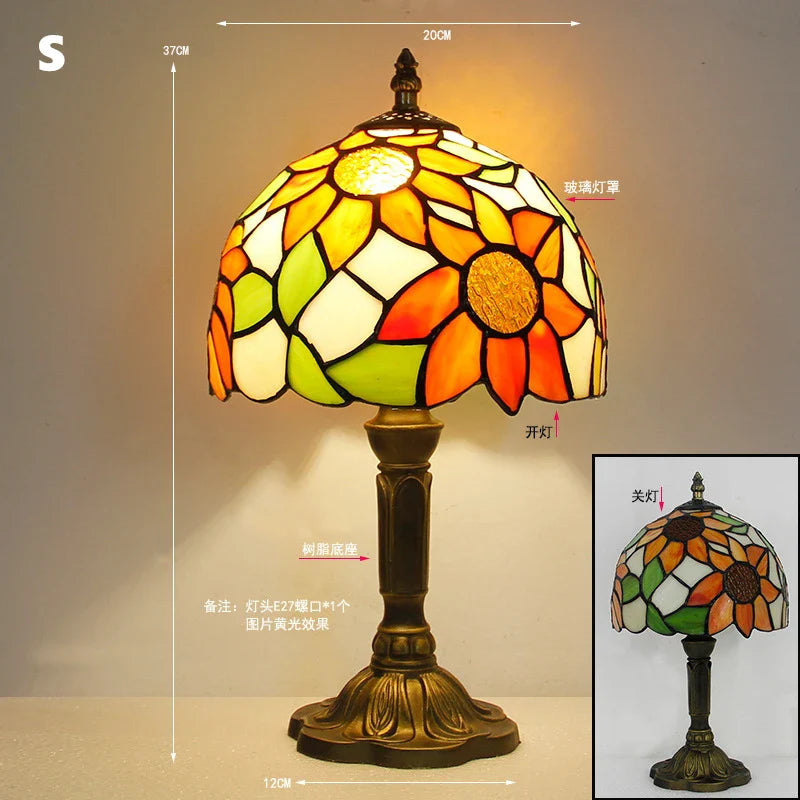 Retro Tiffany Table Lamp