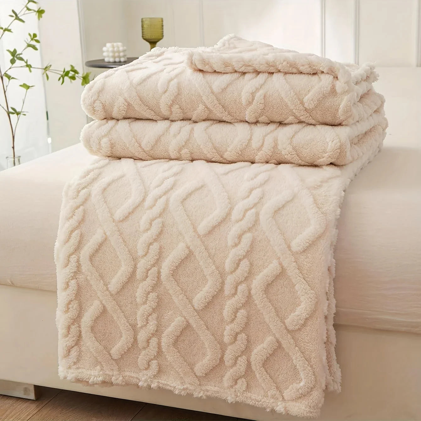 Single-Layer Coral Fleece Blanket